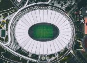 英雄联盟总决赛-疯狂周末，从马德里到雅加达，一次关于距离、心跳与最终爆发的叙事