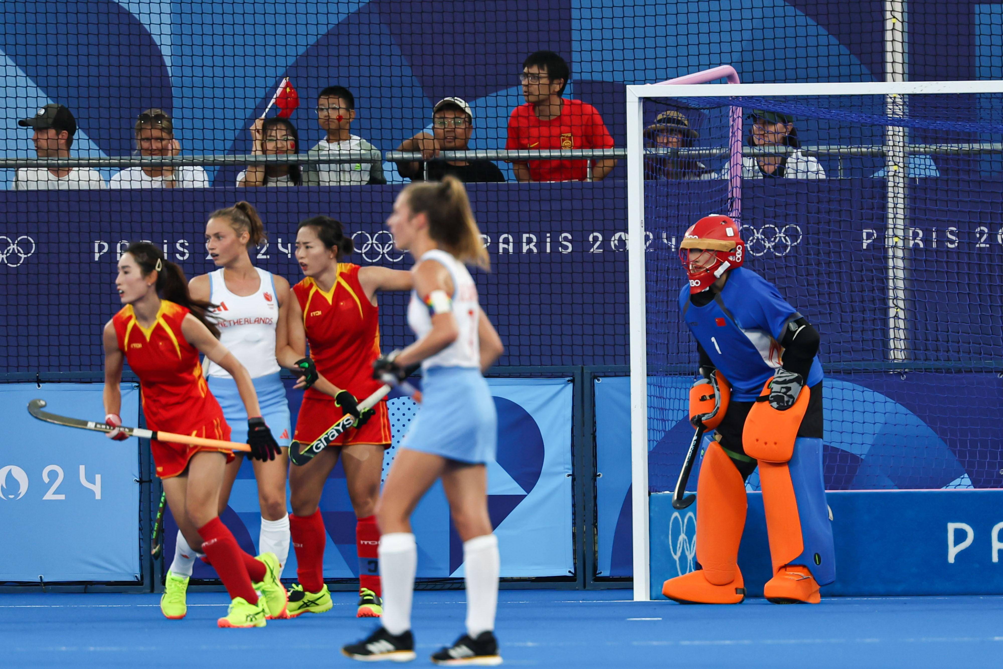 荷兰队获得女子曲棍球比赛冠军 荷兰队获得女子曲棍球比赛冠军