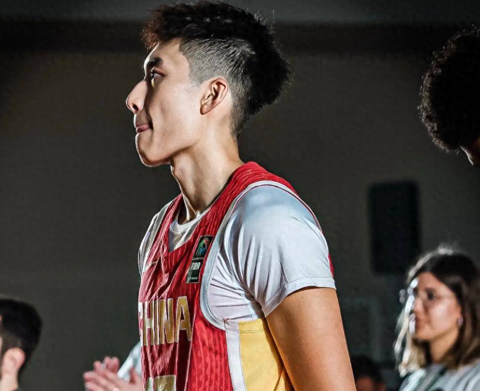 青年队小将在比赛中展现出惊人实力 青年队小将在比赛中展现出惊人实力