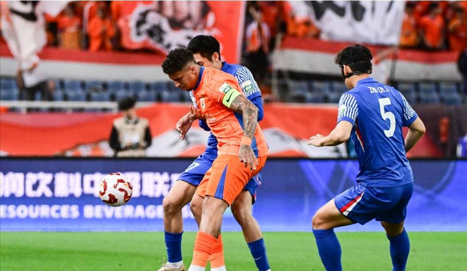 包含上海申花门将神勇扑救,助球队险胜保持领先的词条 包含上海申花门将神勇扑救,助球队险胜保持领先的词条