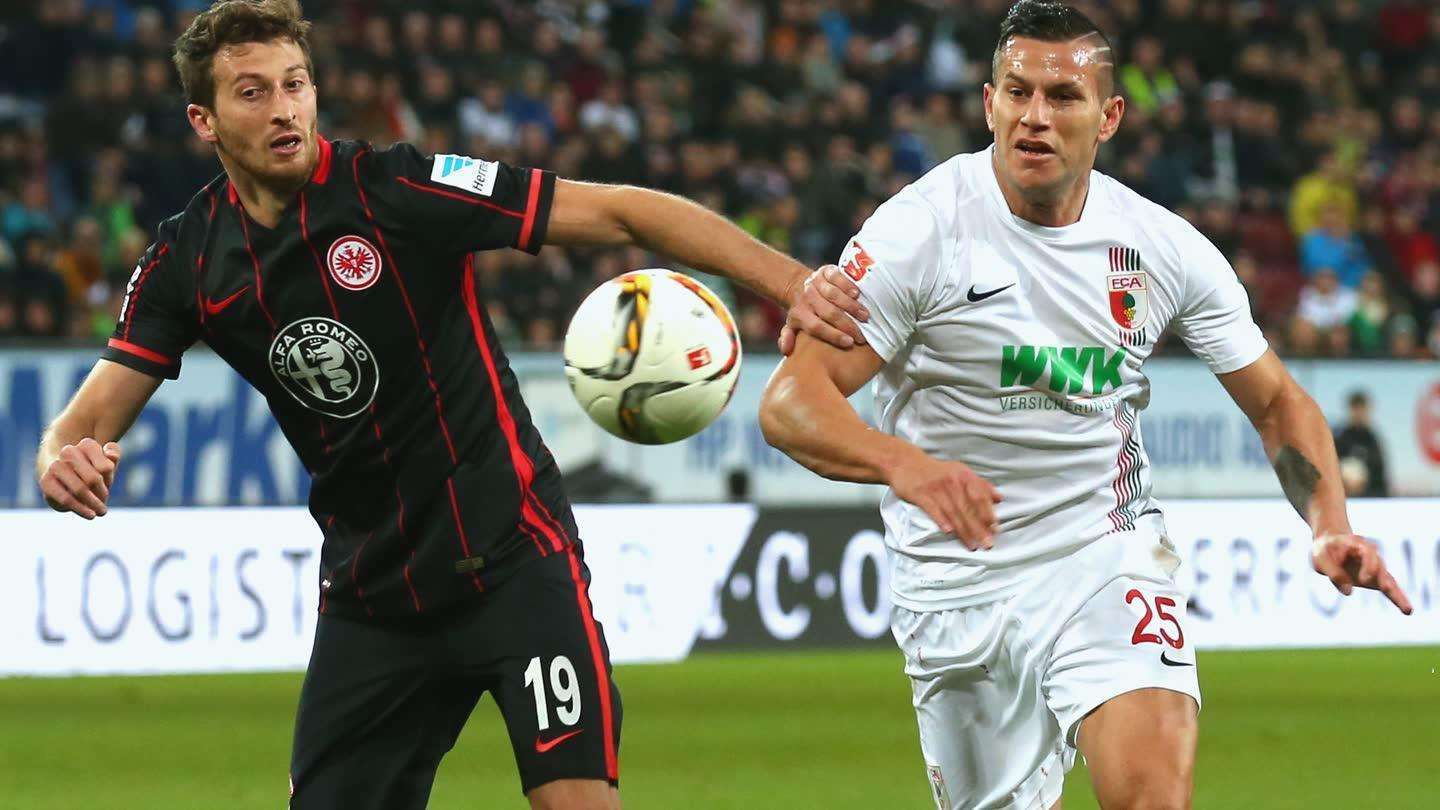 汉堡球迷热情助威,球队逼平奥格斯堡的简单介绍 汉堡球迷热情助威,球队逼平奥格斯堡的简单介绍