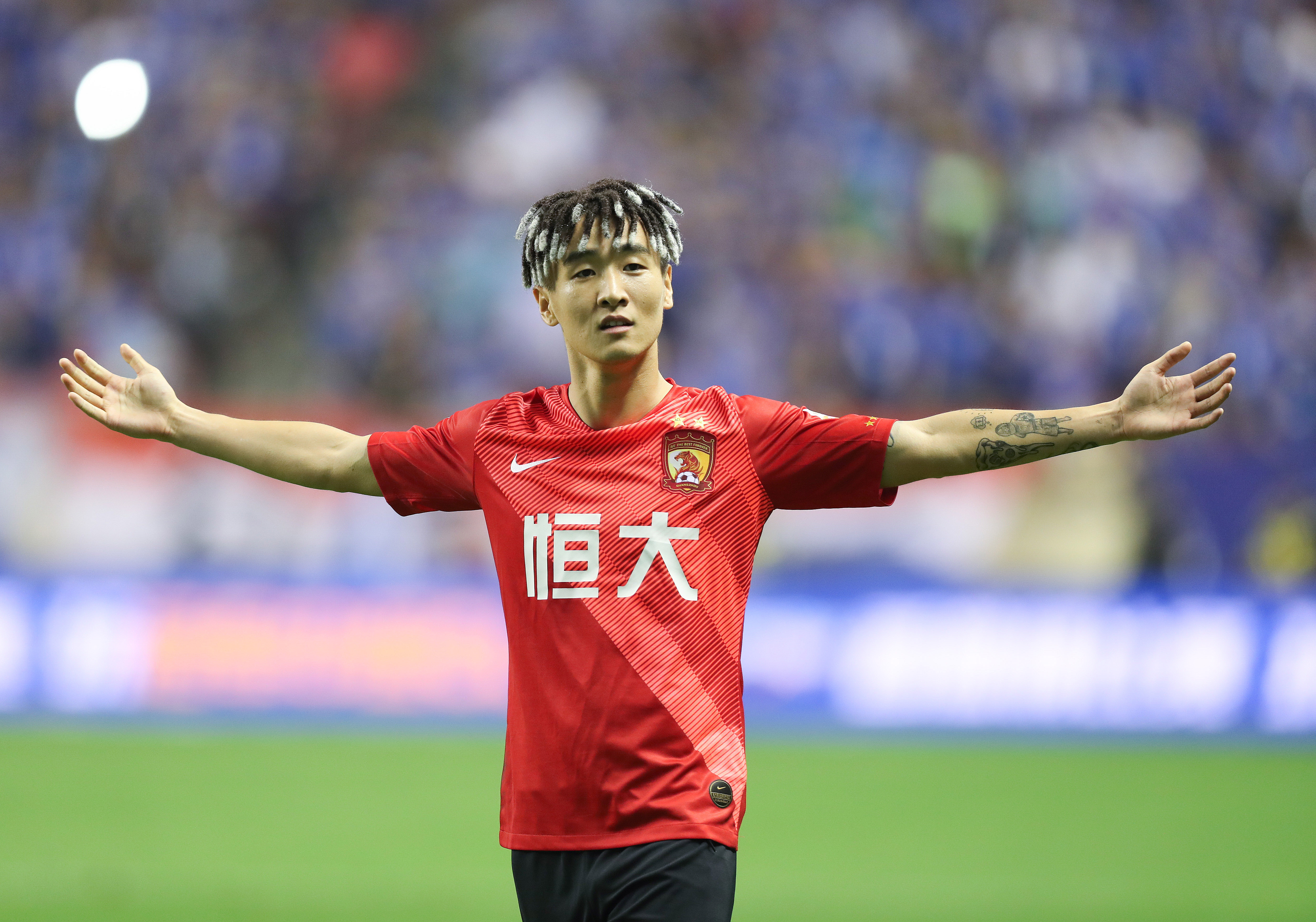 广州恒大客场再进一城,稳住积分榜首的简单介绍 广州恒大客场再进一城,稳住积分榜首的简单介绍