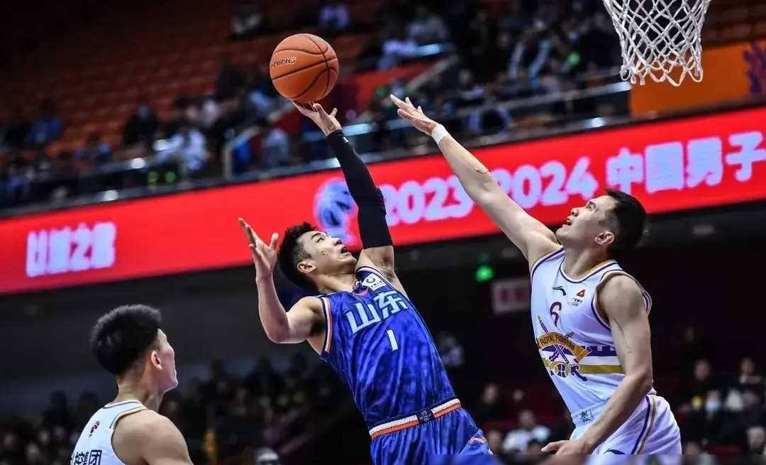 包含关键比赛!球队备战打造全新战术迎接挑战的词条 包含关键比赛!球队备战打造全新战术迎接挑战的词条