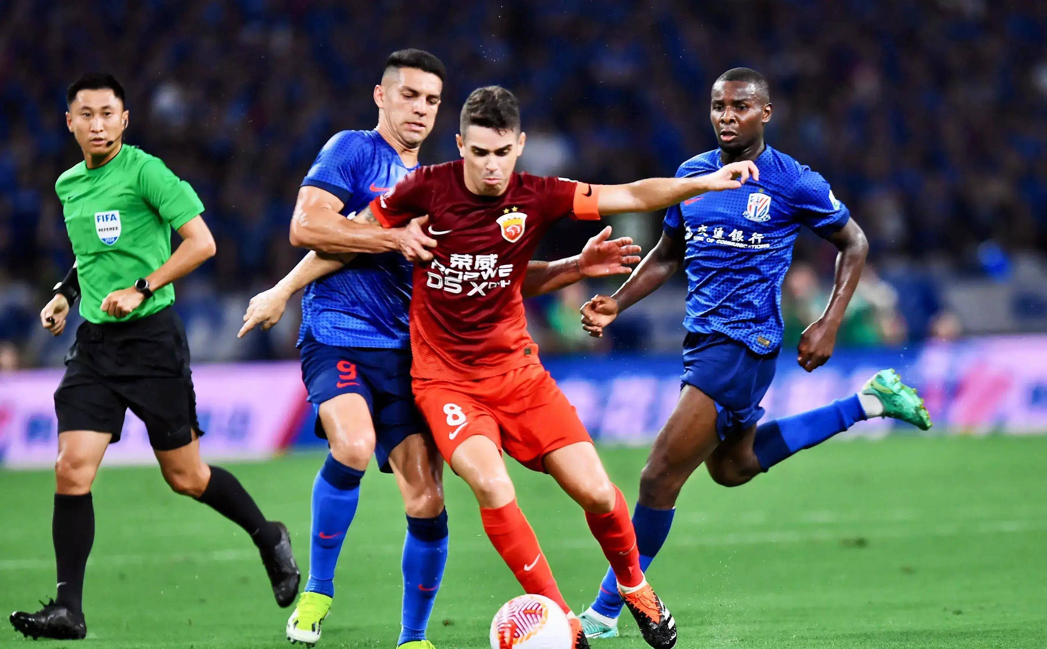 包含关键比赛!球队备战打造全新战术迎接挑战的词条 包含关键比赛!球队备战打造全新战术迎接挑战的词条