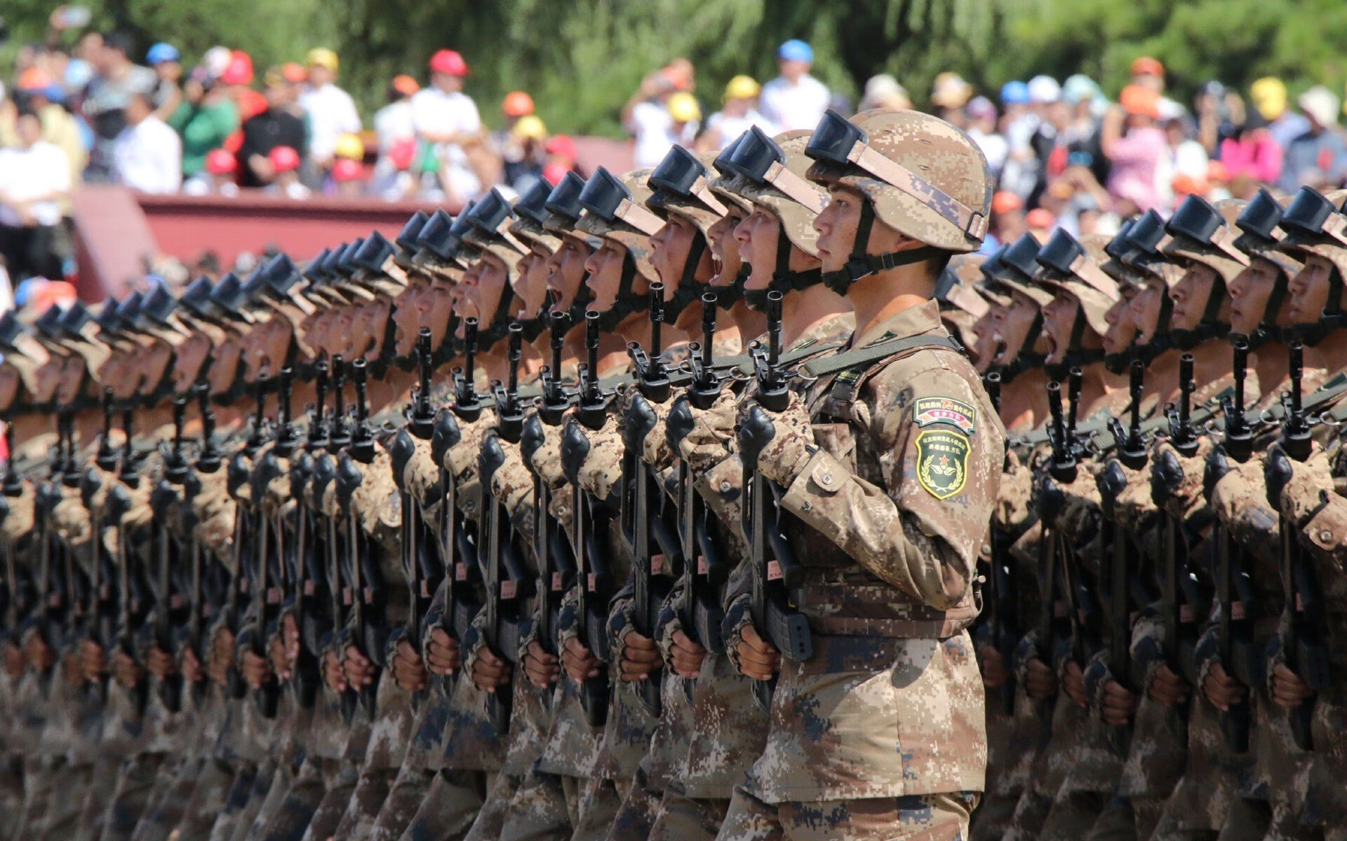 救赎与碾压,足球场上的双重奏—穆勒完成自我救赎,卡塔尔碾压哥伦比亚