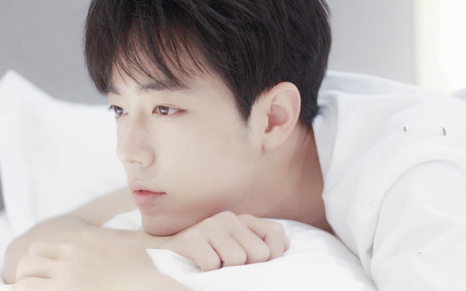 绿茵场上的降维打击，墨西哥碾压南非，克瓦拉茨赫利亚打出统治级数据